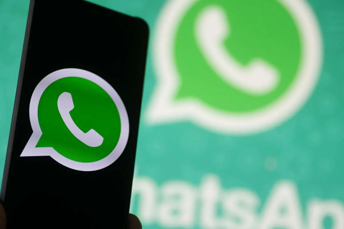 Hogyan védd meg magad a WhatsApp-csalásoktól: Egy funkció, amit azonnal ki kell kapcsolnod!